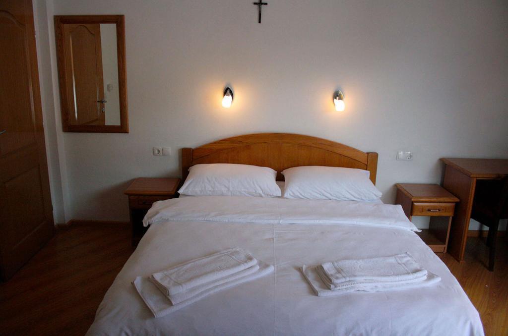 Hotel Bagaric -Ispod Brda Ukazanja Adress Kraljice Mira 56 Bijakovci Medugorje Rum bild
